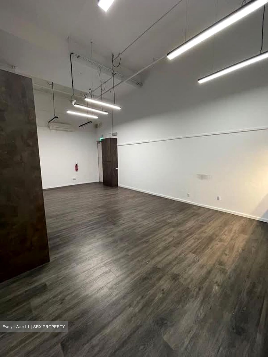 Ct Hub 2 (D12), Office #598592231